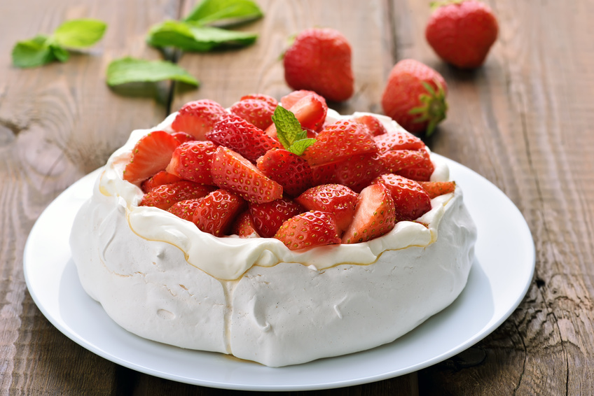 Pavlova cake