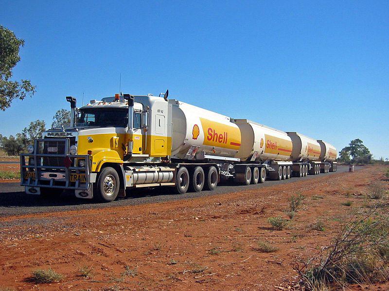 Road Train : Roadtrain transport de carburant